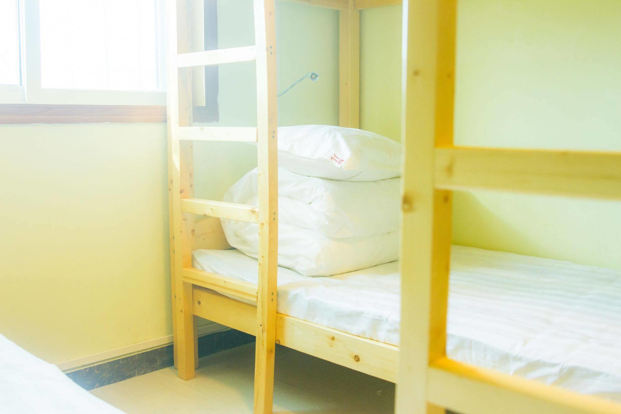 Beijing Alley International Youth Hostel Exterior photo